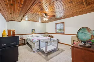 291 Streamwood Dr, Valparaiso, IN 46383 - Photo 18