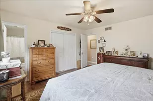 291 Streamwood Dr, Valparaiso, IN 46383 - Photo 24