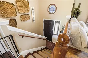 291 Streamwood Dr, Valparaiso, IN 46383 - Photo 6