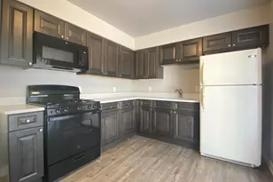 5512 Washington St, Merrillville, IN 46410 - Photo 2