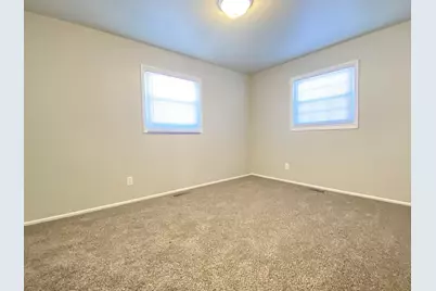 5512 Washington Street, Merrillville, IN 46410 - Photo 8