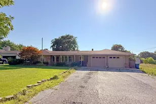 11126 Parrish Ave, Cedar Lake, IN 46303 - Photo 2