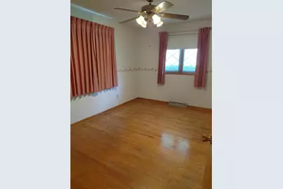 11 N Wabash Street, Hobart, IN 46342 - Photo 12