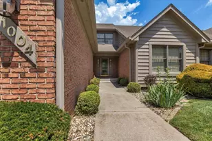 1004 Muirfield Ct, Schererville, IN 46375 - Photo 2