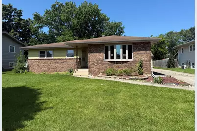1918 Sir Richard Road, Schererville, IN 46375 - Photo 2