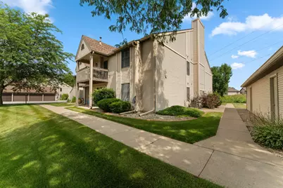 3605 Timberbridge Drive #h, Valparaiso, IN 46383 - Photo 16