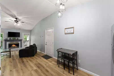 3605 Timberbridge Drive #h, Valparaiso, IN 46383 - Photo 8