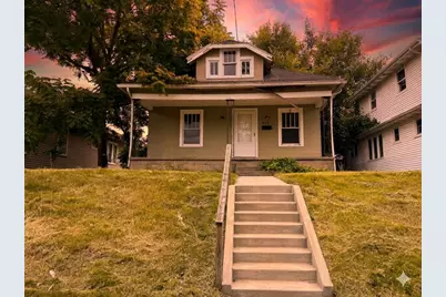 414 E Fairview Avenue, South Bend, IN 46614 - Photo 1