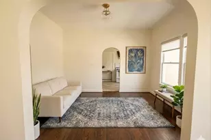 414 E Fairview Ave, South Bend, IN 46614 - Photo 4