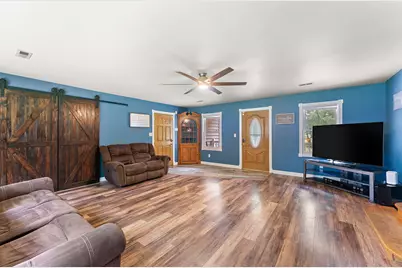 2530 S 400 E, La Porte, IN 46350 - Photo 8