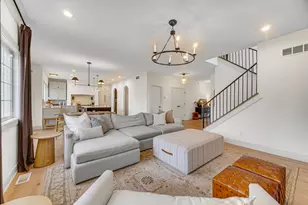 2400 Stirling Dr, Valparaiso, IN 46383 - Photo 6