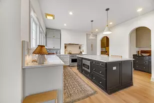 2400 Stirling Dr, Valparaiso, IN 46383 - Photo 10