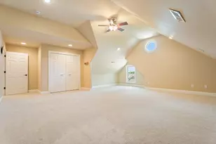 2251 Walker Dr, Valparaiso, IN 46385 - Photo 52