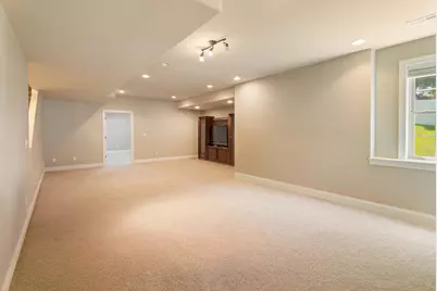 2251 Walker Drive, Valparaiso, IN 46385 - Photo 68