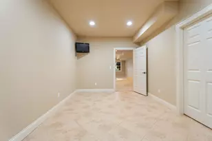 2251 Walker Dr, Valparaiso, IN 46385 - Photo 78