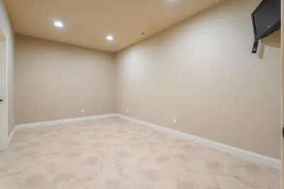 2251 Walker Drive, Valparaiso, IN 46385 - Photo 76