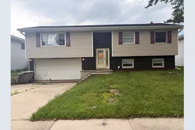 9205 Prairie Avenue, Highland, IN 46322 - Photo 2