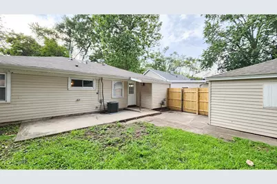 7809 Belmont Avenue, Hammond, IN 46324 - Photo 20