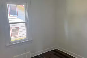 7545 New Hampshire Ave, Hammond, IN 46323 - Photo 10