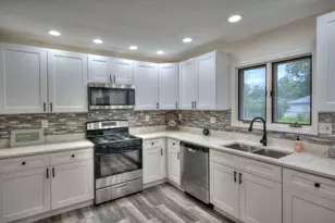 2956 Joann St, Portage, IN 46368 - Photo 4