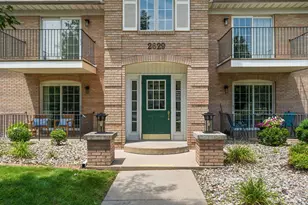 2629 Georgetowne Dr, Highland, IN 46322 - Photo 4