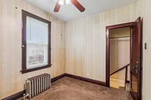 2256 White Oak Ave, Whiting, IN 46394 - Photo 16