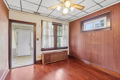 2256 White Oak Avenue, Whiting, IN 46394 - Photo 8