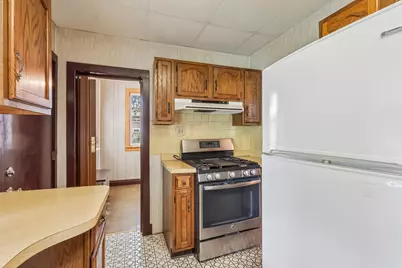 2256 White Oak Avenue, Whiting, IN 46394 - Photo 12