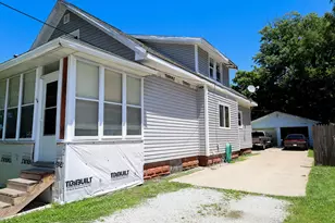 521 Rockwood St, La Porte, IN 46350 - Photo 2