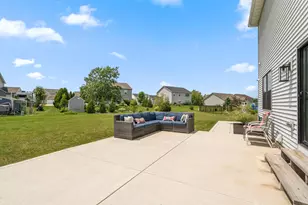 8892 Morning Crest Ct, Saint John, IN 46373 - Photo 30