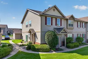 1228 Primrose Ln, Schererville, IN 46375 - Photo 2