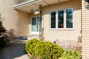 720 Wirtz Rd, Crown Point, IN 46307 - Photo 6
