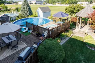 720 Wirtz Rd, Crown Point, IN 46307 - Photo 2