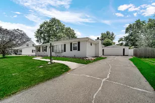 382 Stone Hill Dr, Valparaiso, IN 46385 - Photo 22