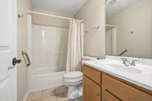 9412 Erie St, Highland, IN 46322 - Photo 6