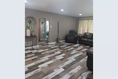 8246 Northcote Avenue, Munster, IN 46321 - Photo 10