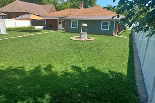 8246 Northcote Ave, Munster, IN 46321 - Photo 38