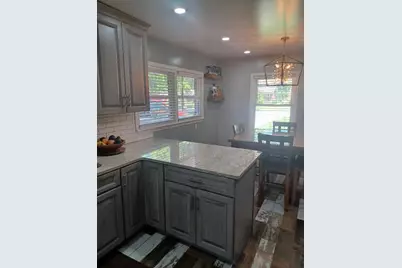 8246 Northcote Avenue, Munster, IN 46321 - Photo 18