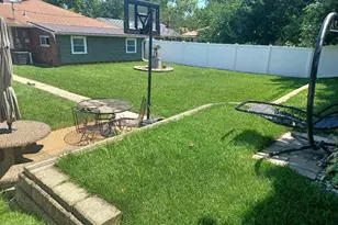 8246 Northcote Ave, Munster, IN 46321 - Photo 54