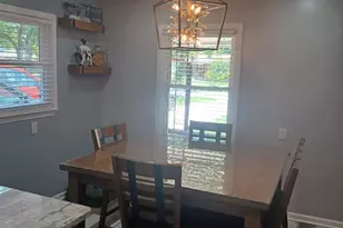 8246 Northcote Ave, Munster, IN 46321 - Photo 16