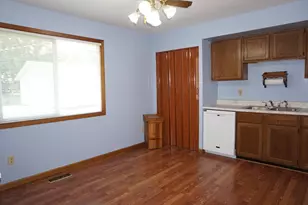 784 Governor Rd, Valparaiso, IN 46385 - Photo 14
