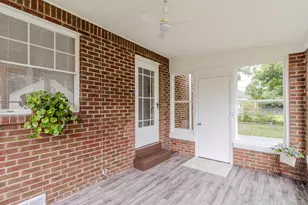 555 Taft Pl, Gary, IN 46404 - Photo 18