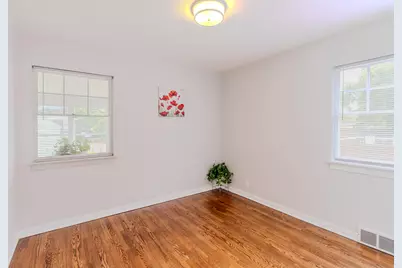 555 Taft Place, Gary, IN 46404 - Photo 12