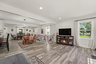 1427 Austin Ave, Schererville, IN 46375 - Photo 8
