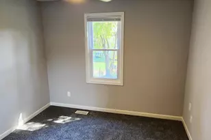 912 Sibley St, Hammond, IN 46320 - Photo 22