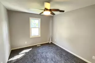 912 Sibley St, Hammond, IN 46320 - Photo 20