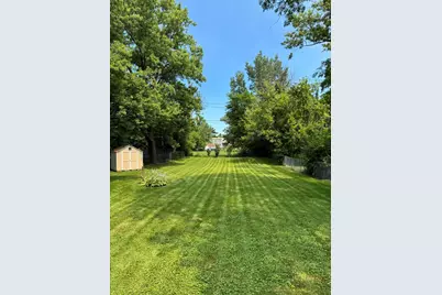 16 W Cleveland Avenue, Hobart, IN 46342 - Photo 4