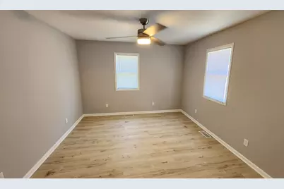 916 Cherry Street, Hammond, IN 46324 - Photo 4