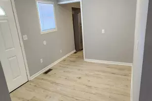 916 Cherry St, Hammond, IN 46324 - Photo 6