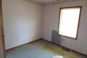 3445 Parkside Ave, Lake Station, IN 46405 - Photo 10